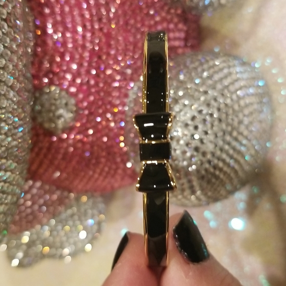 Kate Spade "Take a Bow" Bangle - Picture 7 of 8